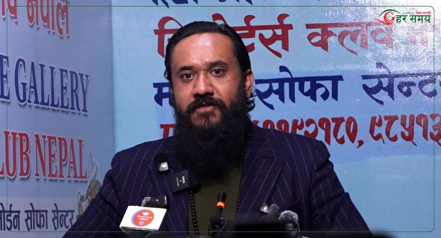 सहीद परिवारलाई सुनारको सान्तवना : ‘तिम्रो छोराले गोली खाएर देशले सिटामोल खान पायो’