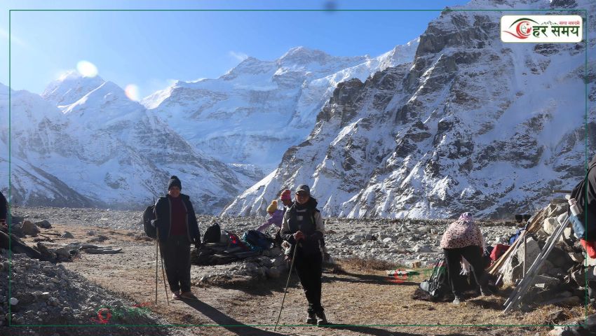 कञ्चनजंघा क्षेत्रमा पर्यटकीय चहलपहल सुरु, विदेशीसँगै आन्तरिक पर्यटकको पनि आकर्षण