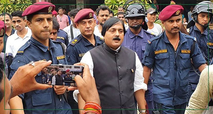 कांग्रेसका पूर्वसांसद अफताब आलमले पाए सफाइ