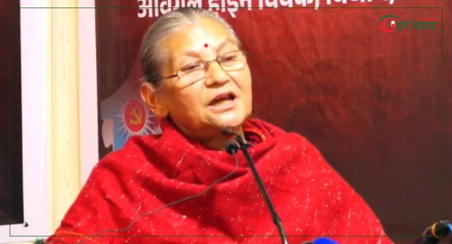 ‘केपी ओलीलाई महिलाहरुमाथि अपमान गर्ने अधिकार कसले दियो ?’