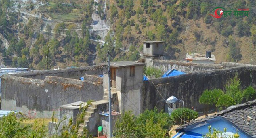 जीर्ण भवनमा क्षमताभन्दा बढी कैदीबन्दी राख्दा व्यवस्थापनमा सकस