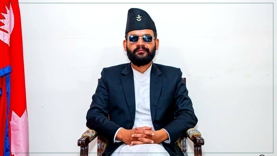 मन्त्री प्रकाशमानमाथि खनिए मेयर बालेन