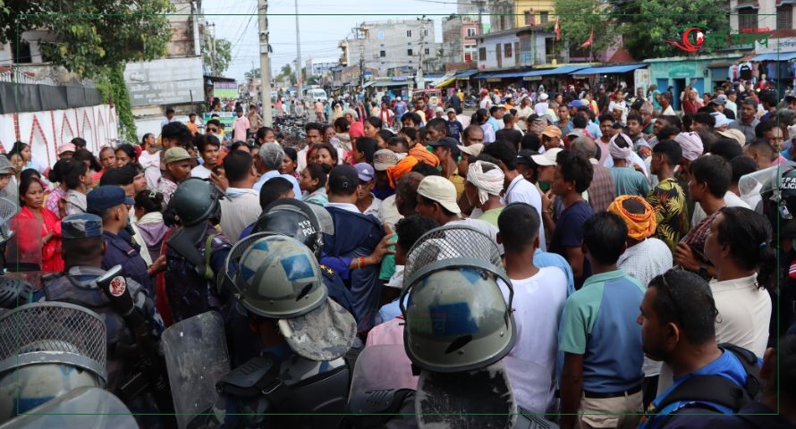 चितुवा नियन्त्रणमा लिन माग गर्दै प्रशासन घेराउ