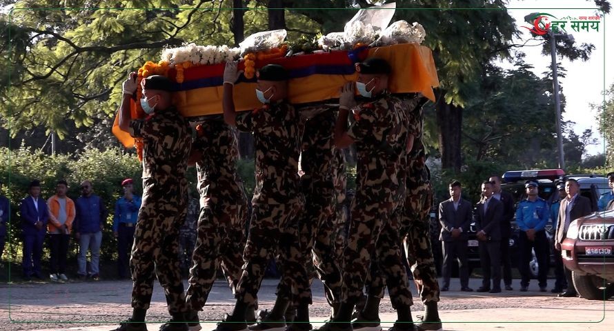 विपिनको परिवारलाई सुदूरपश्चिम सरकारको दुई लाख सहयोग