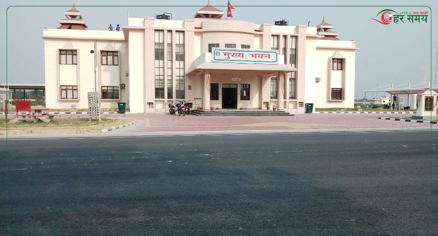 वीरगन्ज नाकाबाट इभीको आयात १३६ प्रतिशतले बढ्यो