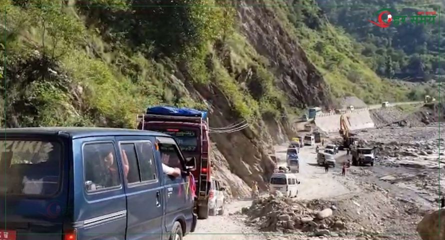 अस्थायी डाइभर्सन बनेपछि बिपी राजमार्गमा सवारी चाप