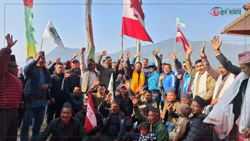 हेलम्बु–६ मा एमाले परित्याग गरी आधा दर्जनभन्दा बढी कांग्रेस प्रवेश