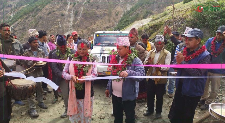 छाँयानाथको बालै गाउँमा पहिलो पटक गाडी पुग्यो, नाचगान र देउडासहित स्वागत