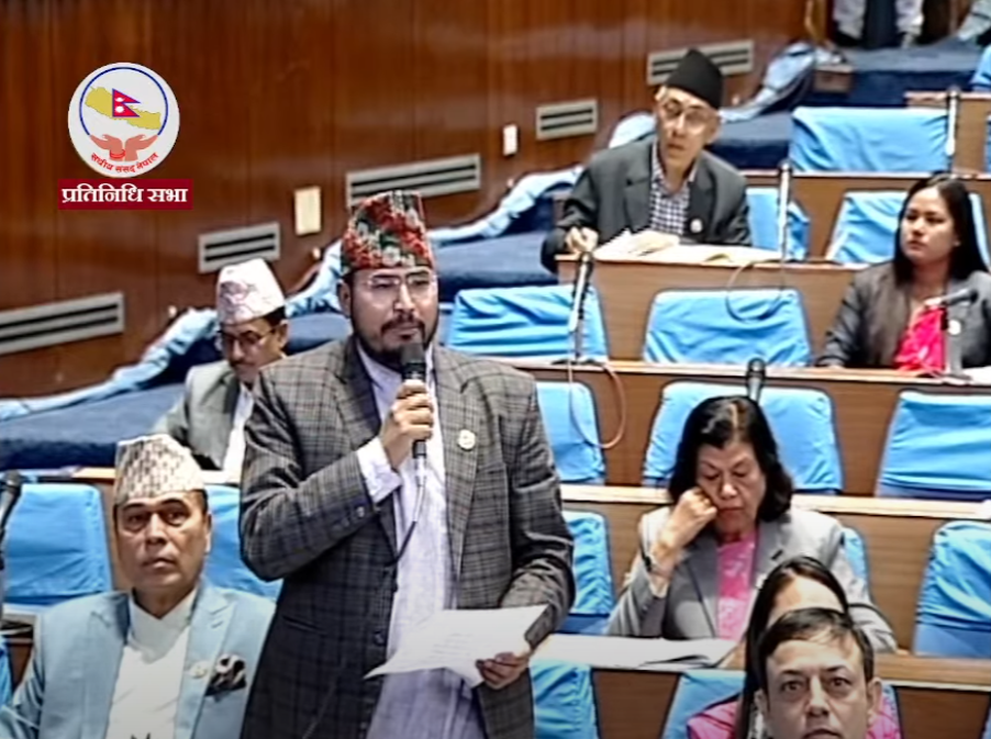 सरकारी कर्मचारीले राजनीति गर्दासम्म शिक्षा अगाडि बढ्न सक्दैन : सांसद शाही