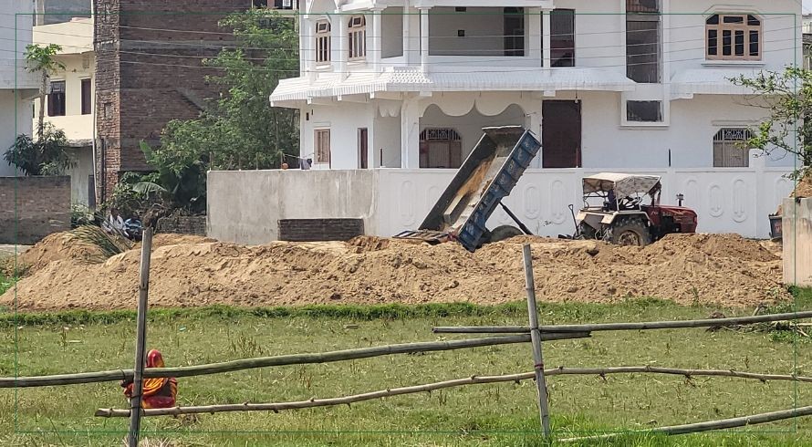 जनकपुरधाममा मन्दिरको जग्गा कब्जा प्रदेश सांसदको प्रत्यक्ष मिलेमत्तोको आरोप