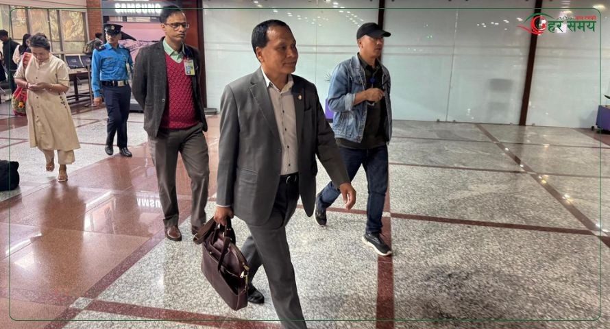 अन्तर्राष्ट्रिय सौर्य गठबन्धन सभामा भाग लिन मन्त्री कुलमान घिसिङ भारत प्रस्थान