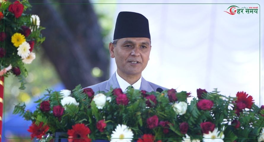 गृहमन्त्रीलाई हटाउने निर्णय नभएको प्रधानमन्त्री कार्यालयको स्पष्टीकरण (पत्रसहित)