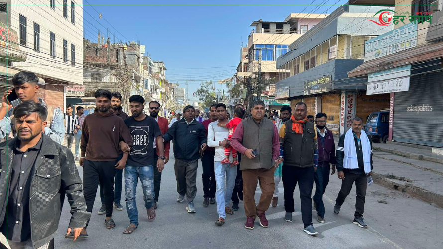 ६८ बिघा जग्गाको लालपुर्जा नदिएको भन्दै राजविराज बन्द