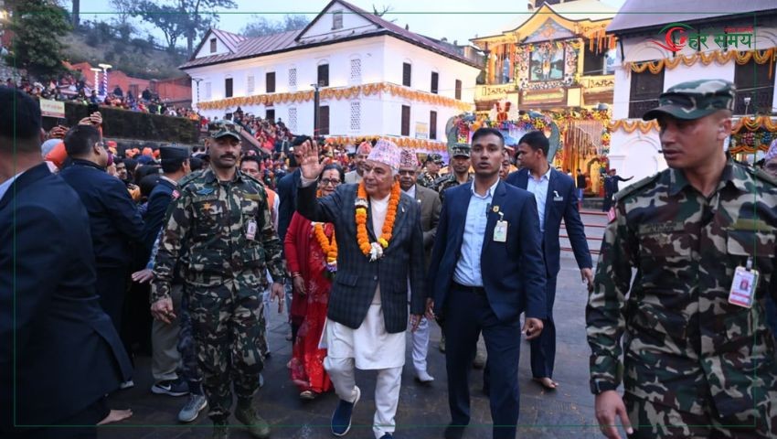राष्ट्रपति पौडेलले गरे पशुपतिनाथमा पूजाआराधना