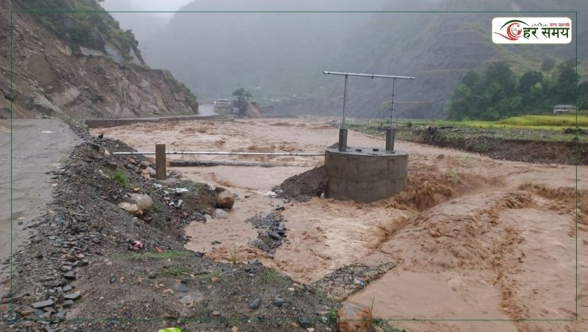 भोटेकोशीमा अचानक ठूलो बाढी, पाँच जिल्लाका तटीय क्षेत्रमा उच्च सतर्कता अपनाउन आग्रह
