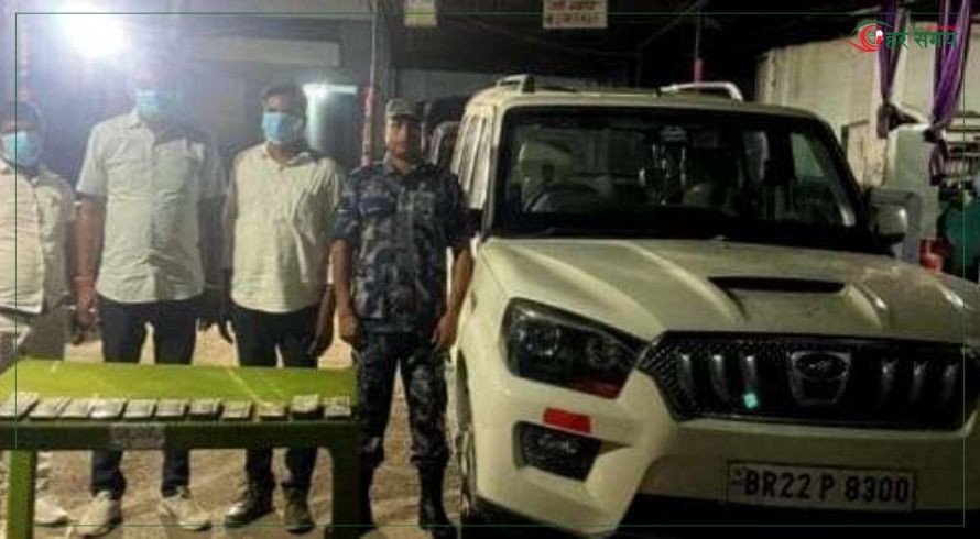 श्रोत नखुलेको रकम सहित तीन भारतीय नागरिक पक्राउ