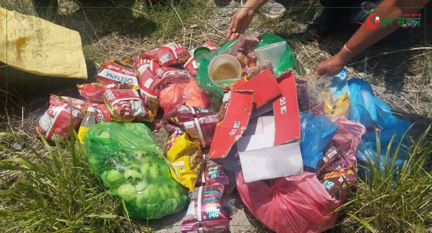 मेलम्चीका पसलहरू अनुगमन, मिठाई पसल ‘सिल’