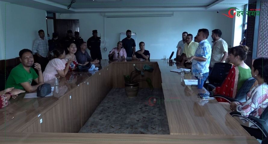 गम्भीर आरोप लागेपछि ब्लु डाइमन्ड सोसाइटीले भन्यो : एजेन्डामा काम गरौं, इगो र कुण्ठा होइन