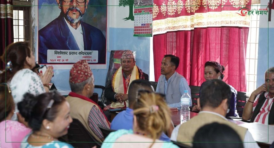 सामाजिक संजालको भ्रममा नपर्नुहोला, राजीनामा व्यवहारिक छैन - मन्त्री खड्का