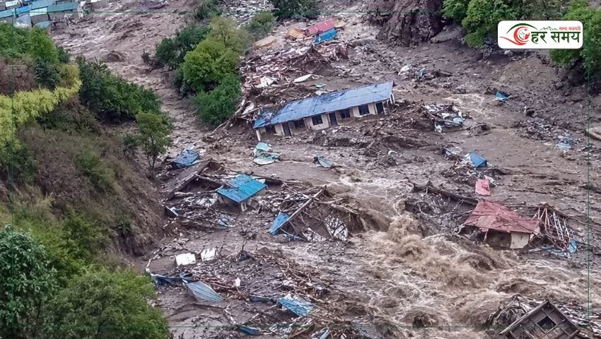 हुम्लाको नेप्का गाउँमा पहिरो: विद्यालय, खेतीयोग्य जमिन र गोठ बगायो