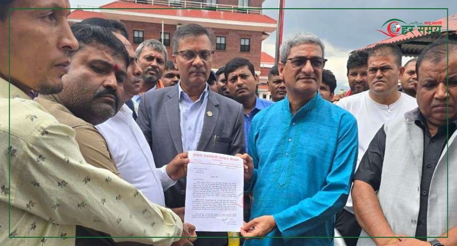 काठमाडौं महानगरपालिकाको ज्यादतीका विरुद्ध कवाड व्यवसायीले उठाए आवाज