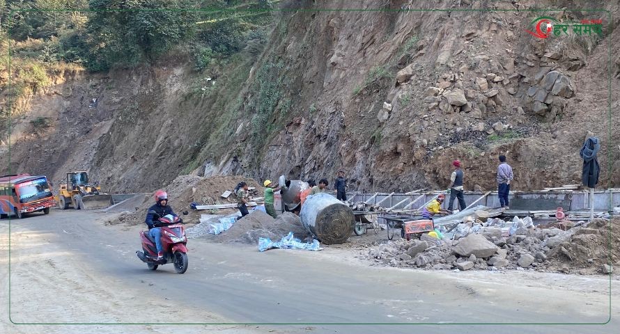 धुलिखेल–खावा सडकमा धमाधम काम