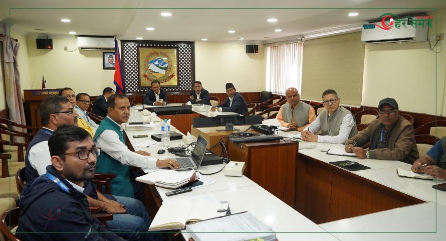 ‘समयमै काम नभई अलपत्र पारिएका जीर्ण आयोजनाका ठेक्का तोडिने’