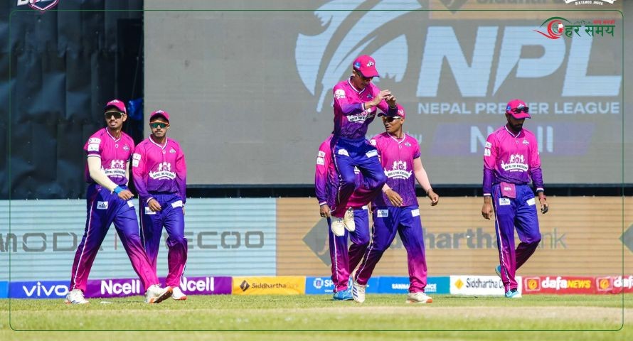 जनकपुर बोल्ट्सका खेलाडीहरूले बिहीबार आमाको नाम लेखिएको जर्सी लगाएर खेल्ने