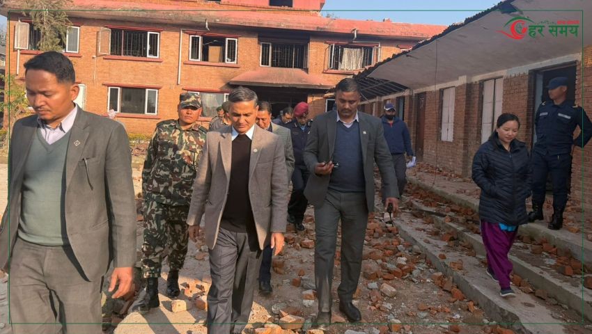 गृहमन्त्रीले गरे भक्तपुरको दुई वटा निर्वाचन कार्यालयको निरीक्षण, सुधार गृह पनि पुगे