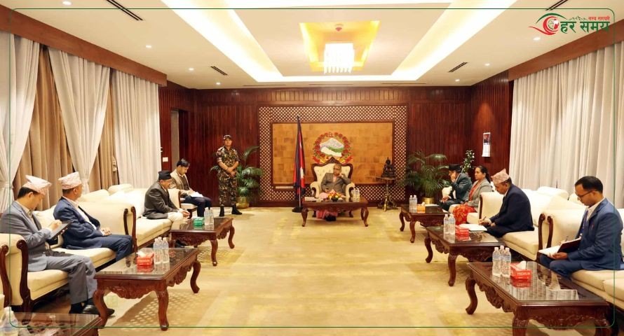 प्रधानमन्त्री कार्कीसँग संघीय संसदका पदाधिकारीहरूको भेटवार्ता 