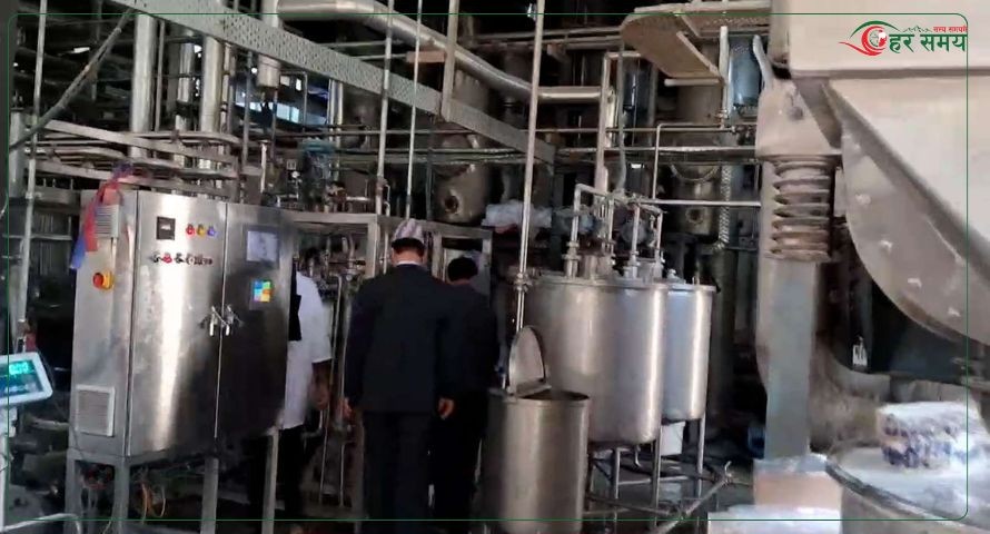 बागमतीको धुलो दूध कारखानाको भविष्यमाथि प्रश्न, मन्त्री पौडेलले गरे अनुगमन