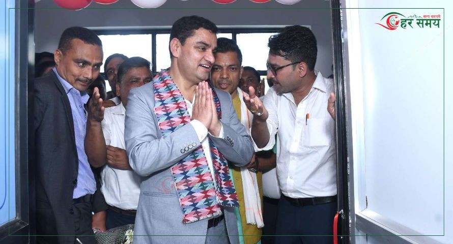 मन्त्री पौडेलद्वारा नारायणीमा स्तन क्यान्सर परीक्षण र बाँझोपन उपचार सेवा शुरु