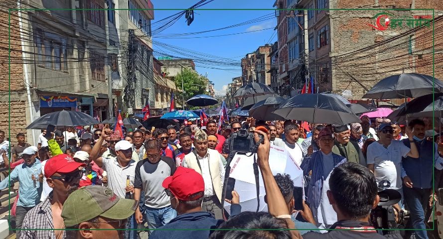 आन्दोलनमा आएका राजावादीहरू भन्छन् : गणतान्त्रिक व्यवस्थाले सडकमा आउन बाध्य गरायो