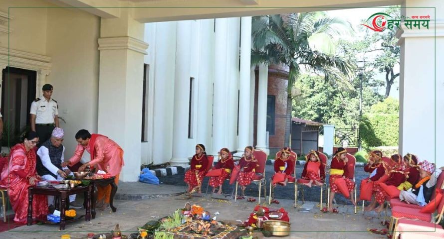 राष्ट्रपति  पौडेलले गरे नवकन्याहरूको पूजा