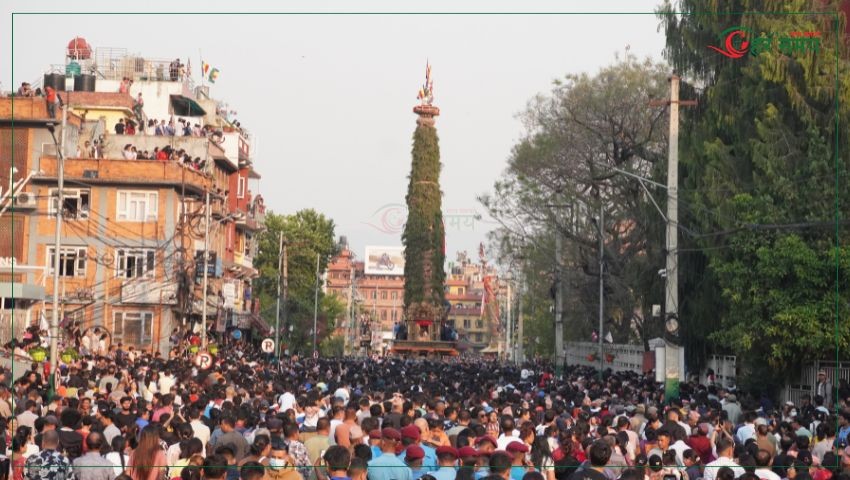 ललितपुरमा रातो मच्छिन्द्रनाथ जात्रा सुरु,रथ तानेर गाबल पुर्‍याइयो