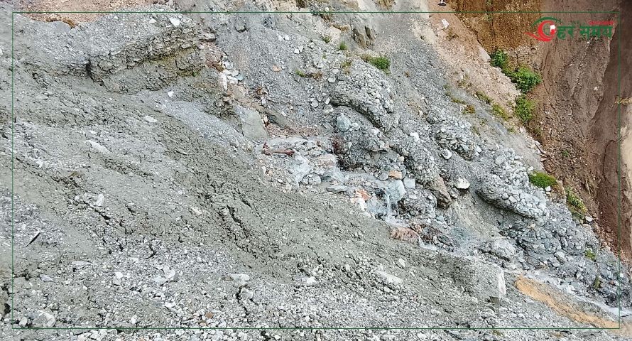 तीन महिनादेखि अवरुद्ध मार्तडी–कोल्टी सडकखण्ड अझै खुलेन