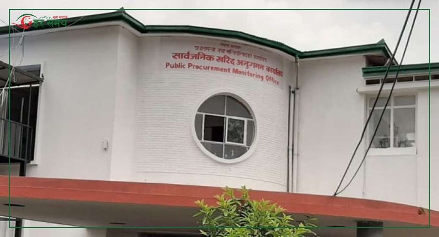 तीन निर्माण कम्पनी परे कालोसूचीमा