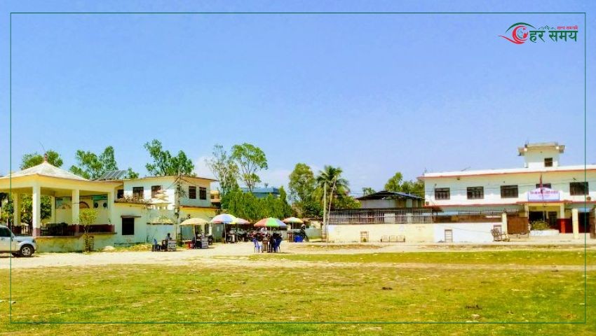 सर्लाहीका सरकारी कार्यालयहरूमा विचौलियाको बिगबिगी