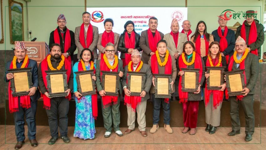 भाटभटेनी झुण्डिएको देवता वृत्तचित्र सार्वजनिक 