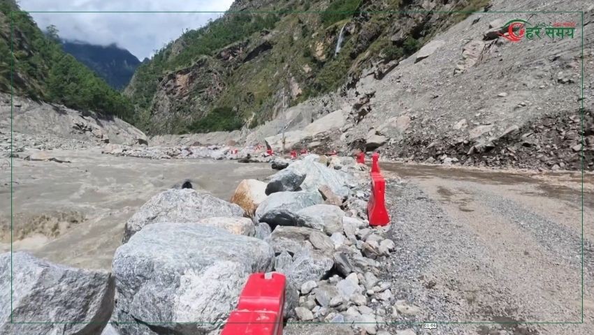चीनतर्फ मुख्य राजमार्गको अवरोध हटाइयो, जोखिम कायमै