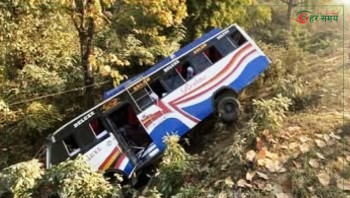 मकवानपुरको मनहरीमा बस दुर्घटना हुँदा २२ जना घाइते