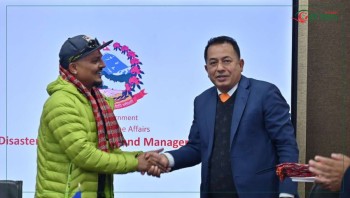 धादिङ दुर्घटनाका घाइतेको उद्धारमा मध्यरातमै खटिने थपलिया सम्मानित