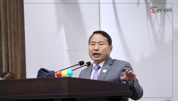बजेटमाथि जवाफ दिँदा संसद् र समितिमा अर्थमन्त्रीले धम्कीको शैली अपनाएः वर्षमान पुन