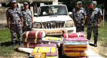 भन्सार छलीका भारतिय स्कारपियो सहित कपडा बरामद