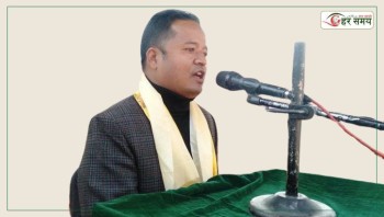 सगुनलाई बधाई दिँदै देवेन्द्र खड्काले भने– ‘पराजित भएँ, तर जितेको कांग्रेसकै साथीले हो’