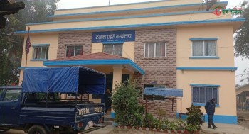 गोलबजारमा लागू औषधविरुद्ध कडा कारवाही, ३ जना पक्राउ