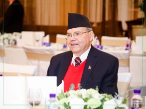 नेकपा एसका नेताहरु अलगिएपछि झलनाथले भने : ‘सिङ्गो हुनलाई टुक्रा भएको हो’ (भिडियोसहित)