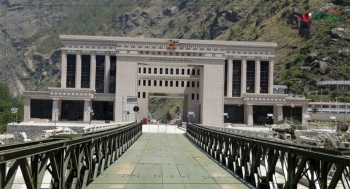 रसुवागढी नाकाबाट सरसामान तथा सवारीसाधन आयात