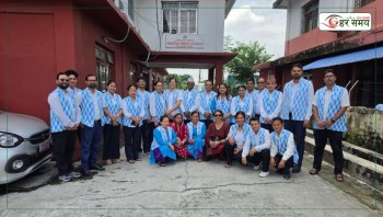 स्थानीय उत्पादनको प्रयोग बढाउन कोशी सरकारको नयाँ अभियान, कर्मचारीलाई ढाका–खादी अनिवार्य