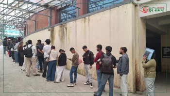 अनलाइन अपोइन्टमेन्ट लिएपनि राहदानी विभागमा घण्टौँ लाइन बस्नुपर्ने बाध्यता
